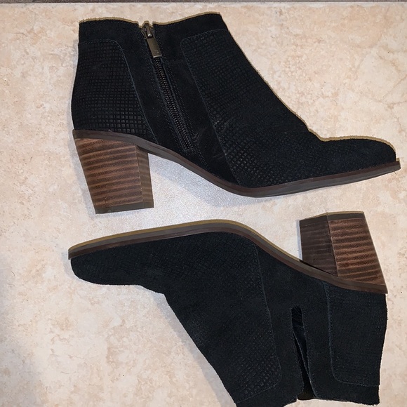 LUCKY BRAND ANKLE BOOTS - Picture 5 of 13